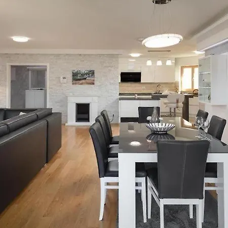 Apartment Lusso Blu